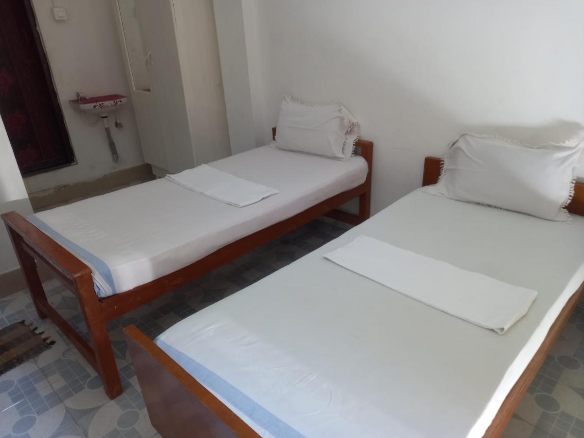 Parisha Residency- Temple Side Hotel Chidambaram Ngoại thất bức ảnh